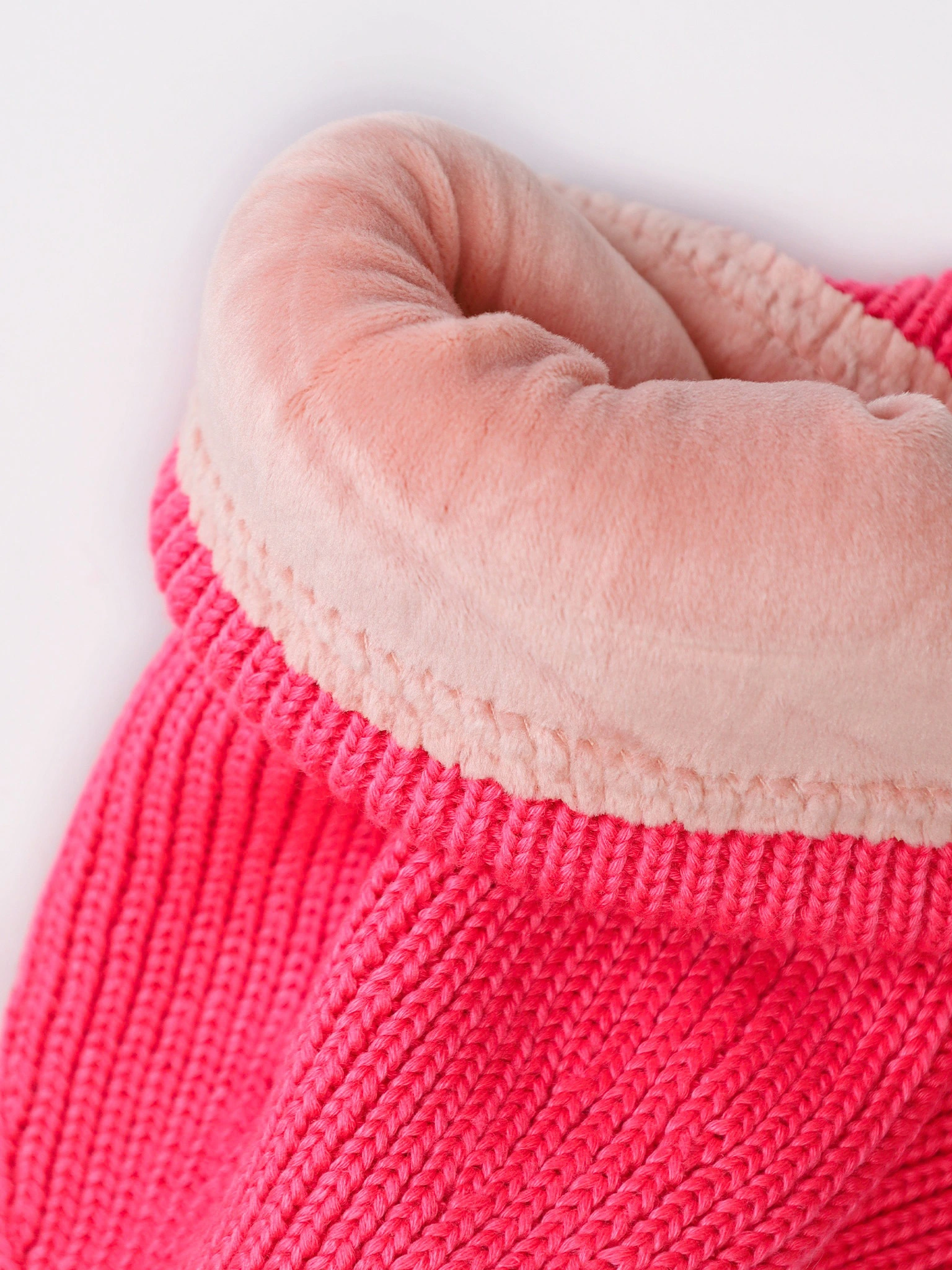 Шапка-бини в ассортименте с отворотом на подкладе